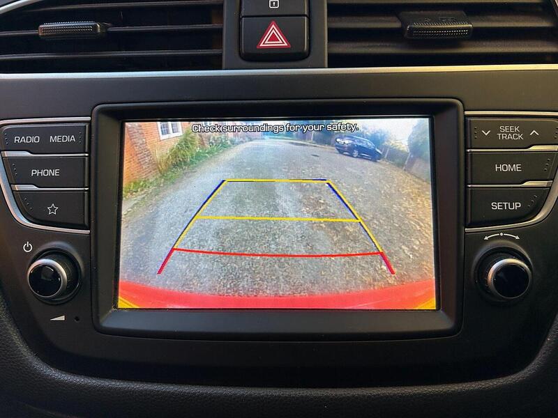 Hyundai i20 1.2 SE Launch Edition Hatchback 5dr Petrol Manual Euro 6 (s/s) (84 ps) - U10003271