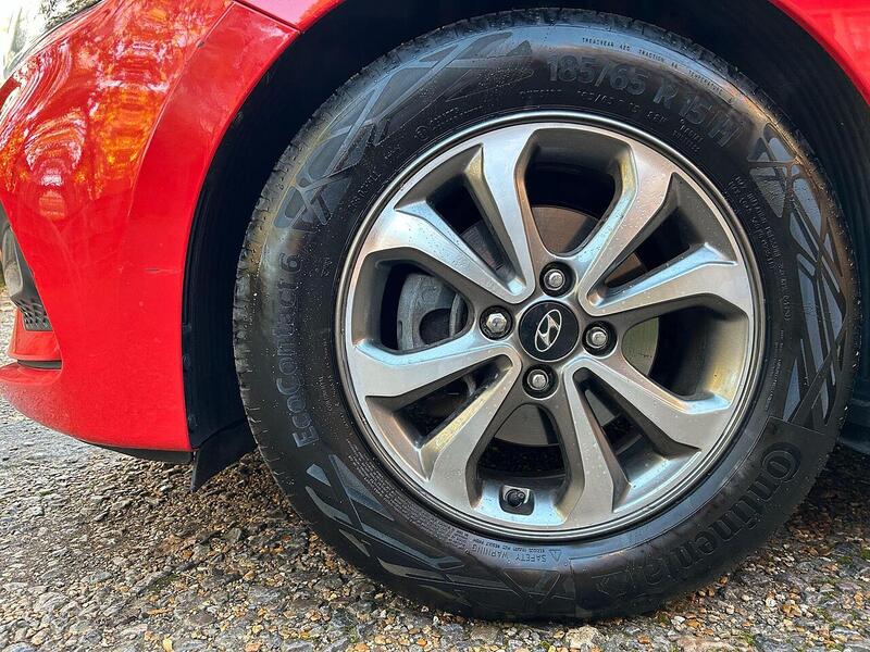 Hyundai i20 1.2 SE Launch Edition Hatchback 5dr Petrol Manual Euro 6 (s/s) (84 ps) - U10003271