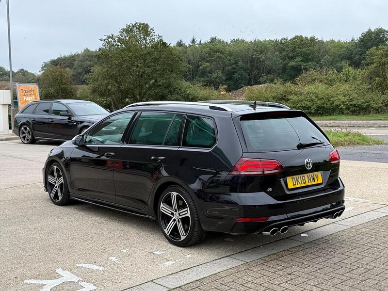 Volkswagen Golf 2.0 TSI R Estate 5dr Petrol DSG 4Motion Euro 6 (s/s) (310 ps) - U10003275