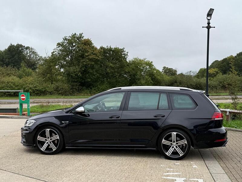 Volkswagen Golf 2.0 TSI R Estate 5dr Petrol DSG 4Motion Euro 6 (s/s) (310 ps) - U10003275