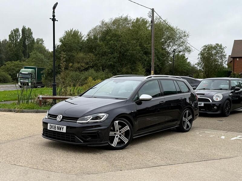 Volkswagen Golf 2.0 TSI R Estate 5dr Petrol DSG 4Motion Euro 6 (s/s) (310 ps) - U10003275