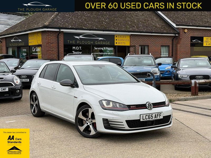 Volkswagen Golf 2.0 TSI BlueMotion Tech GTI Hatchback 5dr Petrol DSG Euro 6 (s/s) (220 ps) - U10003277