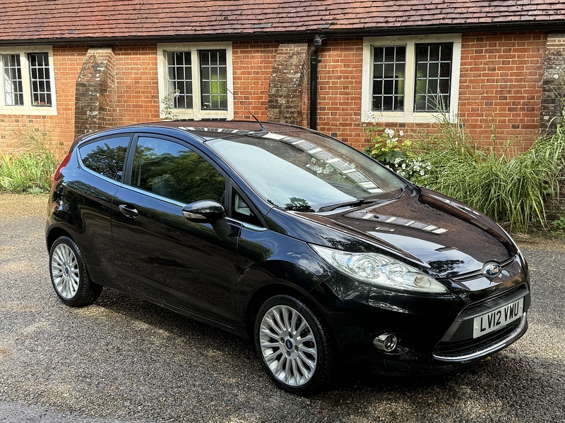Ford Fiesta 1.4 Titanium Hatchback 3dr Petrol Automatic (149 g/km, 94 bhp) - U10003279