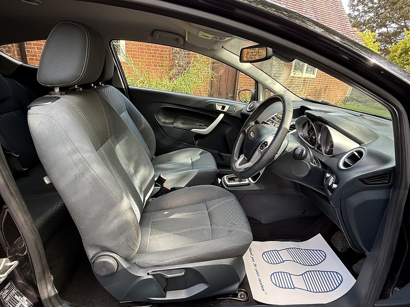 Ford Fiesta 1.4 Titanium Hatchback 3dr Petrol Automatic (149 g/km, 94 bhp) - U10003279