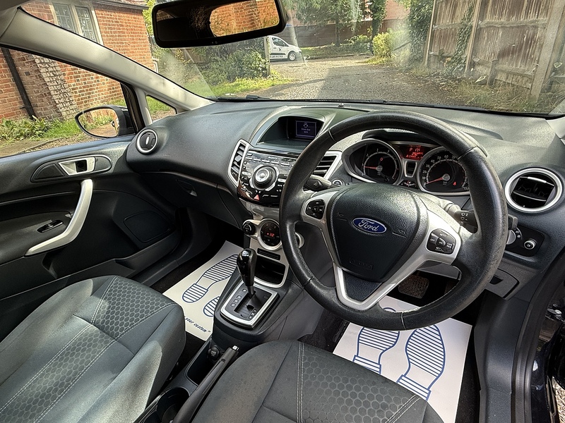 Ford Fiesta 1.4 Titanium Hatchback 3dr Petrol Automatic (149 g/km, 94 bhp) - U10003279