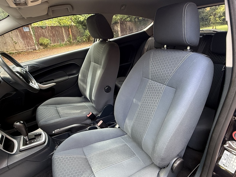Ford Fiesta 1.4 Titanium Hatchback 3dr Petrol Automatic (149 g/km, 94 bhp) - U10003279
