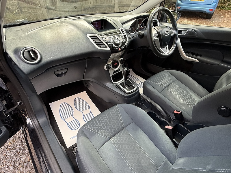 Ford Fiesta 1.4 Titanium Hatchback 3dr Petrol Automatic (149 g/km, 94 bhp) - U10003279