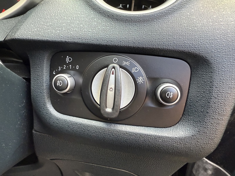 Ford Fiesta 1.4 Titanium Hatchback 3dr Petrol Automatic (149 g/km, 94 bhp) - U10003279