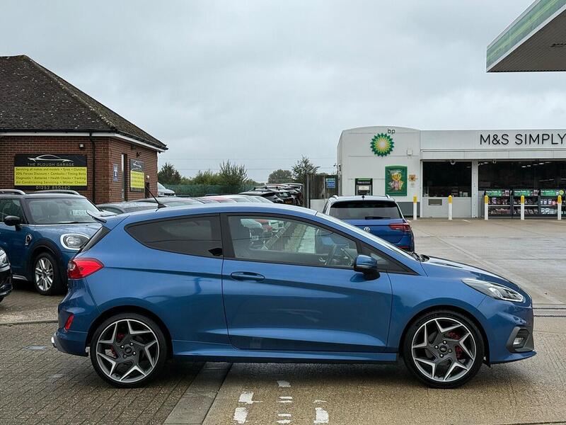 Ford Fiesta 1.5T EcoBoost ST-2 Hatchback 3dr Petrol Manual Euro 6 (s/s) (200 ps) - U10003280