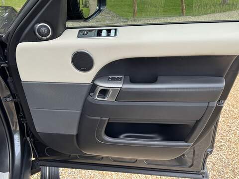 Land Rover Range Rover Sport 3.0 SD V6 HSE Dynamic SUV 5dr Diesel Auto 4WD Euro 6 (s/s) (306 ps) - U10003286