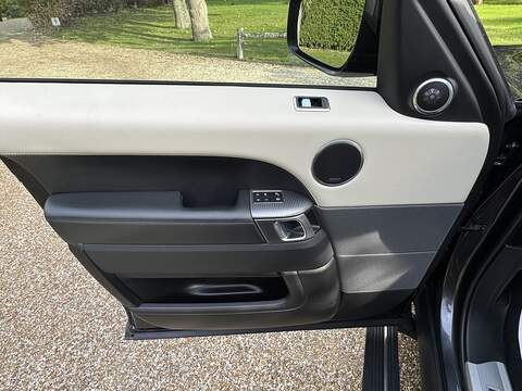 Land Rover Range Rover Sport 3.0 SD V6 HSE Dynamic SUV 5dr Diesel Auto 4WD Euro 6 (s/s) (306 ps) - U10003286