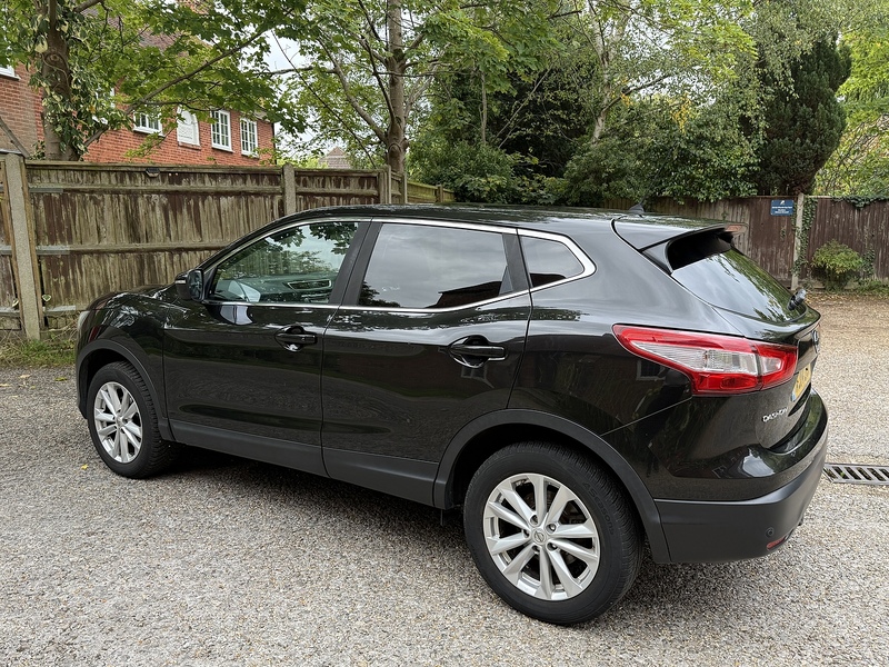 Nissan Qashqai 1.5 dCi Acenta Premium SUV 5dr Diesel Manual 2WD Euro 5 (s/s) (110 ps) - U10003295