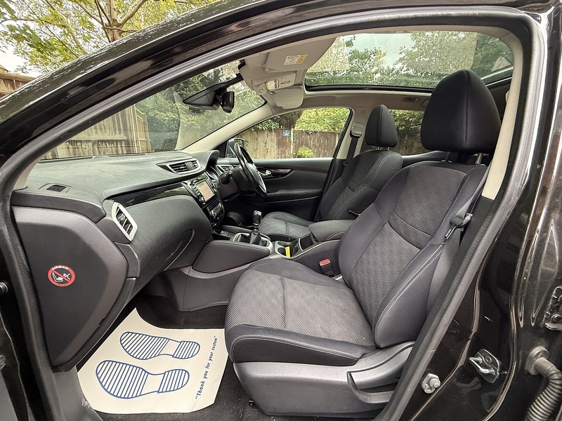 Nissan Qashqai 1.5 dCi Acenta Premium SUV 5dr Diesel Manual 2WD Euro 5 (s/s) (110 ps) - U10003295