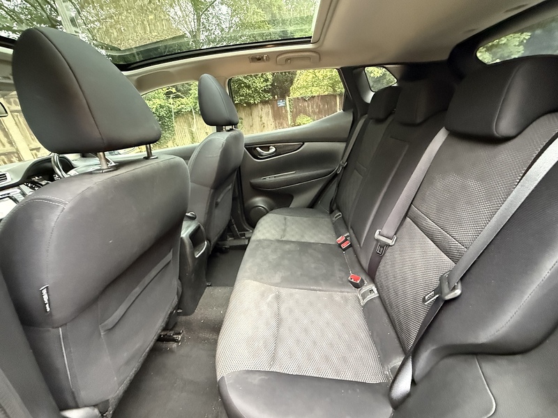 Nissan Qashqai 1.5 dCi Acenta Premium SUV 5dr Diesel Manual 2WD Euro 5 (s/s) (110 ps) - U10003295