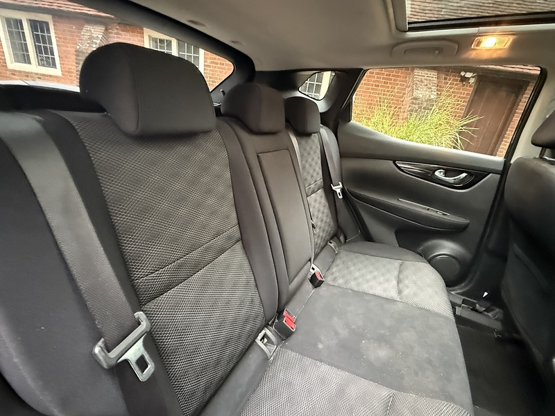 Nissan Qashqai 1.5 dCi Acenta Premium SUV 5dr Diesel Manual 2WD Euro 5 (s/s) (110 ps) - U10003295