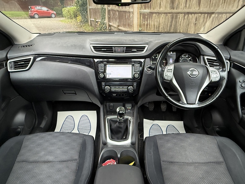 Nissan Qashqai 1.5 dCi Acenta Premium SUV 5dr Diesel Manual 2WD Euro 5 (s/s) (110 ps) - U10003295