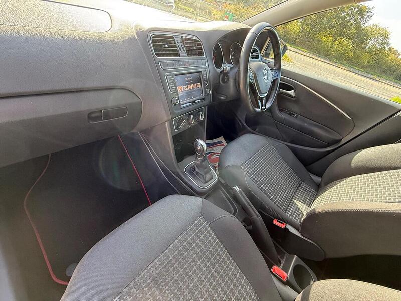 Volkswagen Polo 1.2 TSI BlueMotion Tech Match Edition Hatchback 5dr Petrol DSG Euro 6 (s/s) (90 ps) - U10003298