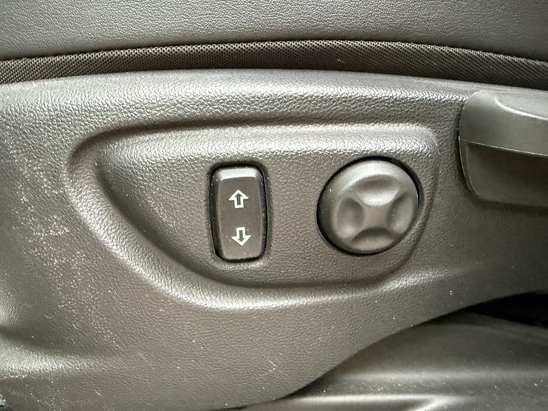 Vauxhall Mokka 1.4T SE SUV 5dr Petrol Manual 2WD Euro 5 (s/s) (140 ps) - U10003303