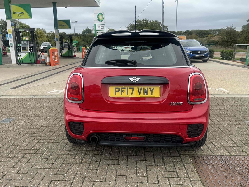 MINI Hatch 1.5 Cooper Hatchback 5dr Petrol Manual Euro 6 (s/s) (136 ps) - U10003306