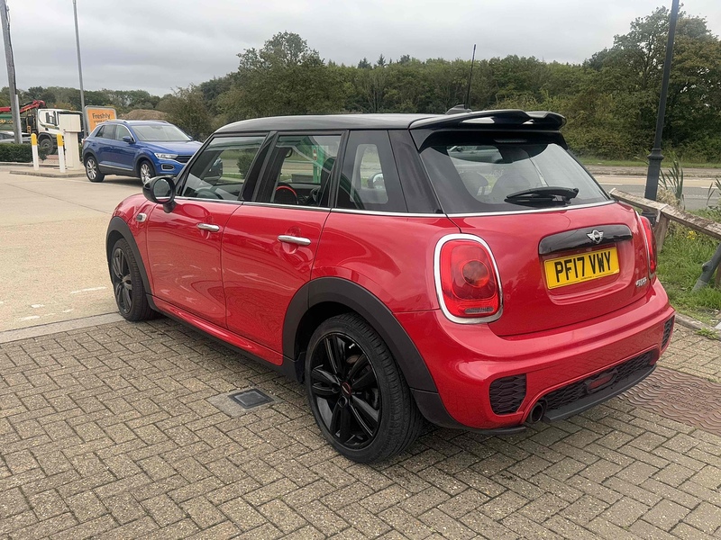 MINI Hatch 1.5 Cooper Hatchback 5dr Petrol Manual Euro 6 (s/s) (136 ps) - U10003306