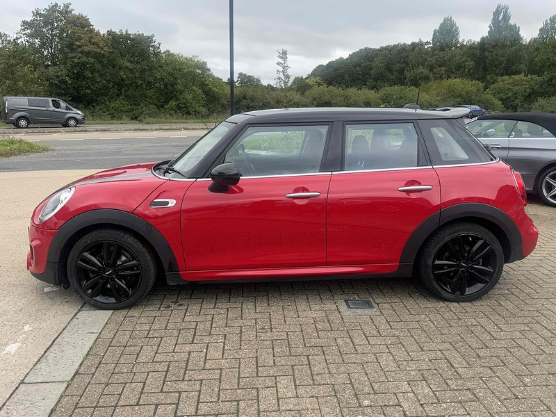 MINI Hatch 1.5 Cooper Hatchback 5dr Petrol Manual Euro 6 (s/s) (136 ps) - U10003306