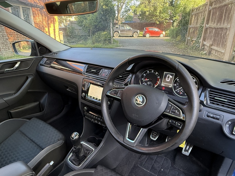 Skoda Rapid Spaceback 1.2 TSI SE Sport Hatchback 5dr Petrol Manual Euro 6 (s/s) (110 ps) - U10003307