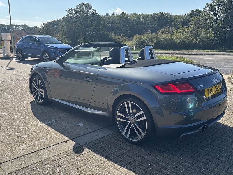 Audi TT 1.8 TFSI S line Roadster 2dr Petrol Manual Euro 6 (s/s) (180 ps) - U10003310