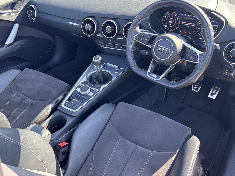 Audi TT 1.8 TFSI S line Roadster 2dr Petrol Manual Euro 6 (s/s) (180 ps) - U10003310