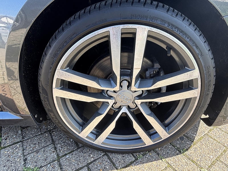 Audi TT 1.8 TFSI S line Roadster 2dr Petrol Manual Euro 6 (s/s) (180 ps) - U10003310