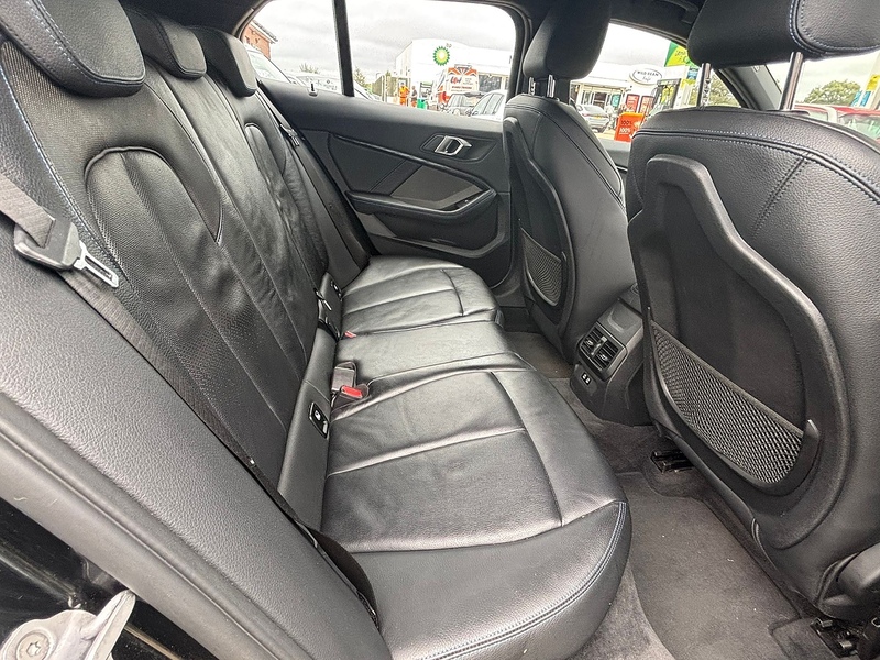 BMW 1 Series 1.5 118i M Sport DCT Euro 6 (s/s) 5dr - U10003311