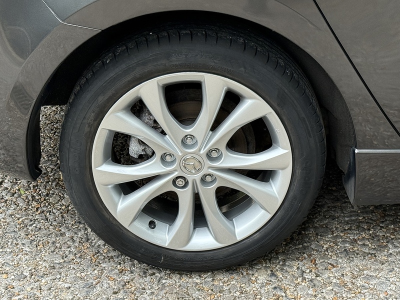 Mazda Mazda3 1.6 Sport Hatchback 5dr Petrol Manual Euro 5 (105 ps) - U10003313