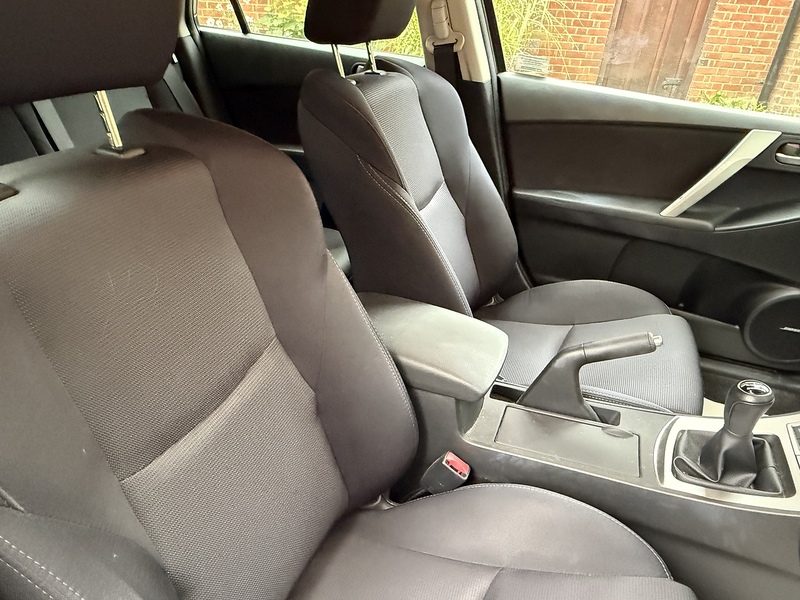 Mazda Mazda3 1.6 Sport Hatchback 5dr Petrol Manual Euro 5 (105 ps) - U10003313