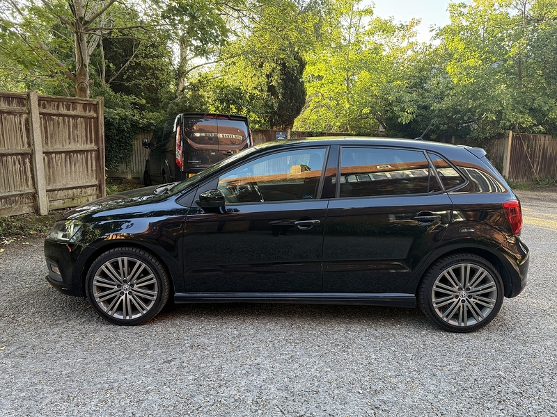 Volkswagen Polo 1.4 TSI BlueMotion Tech ACT BlueGT Hatchback 5dr Petrol DSG Euro 6 (s/s) (150 ps) - U10003315