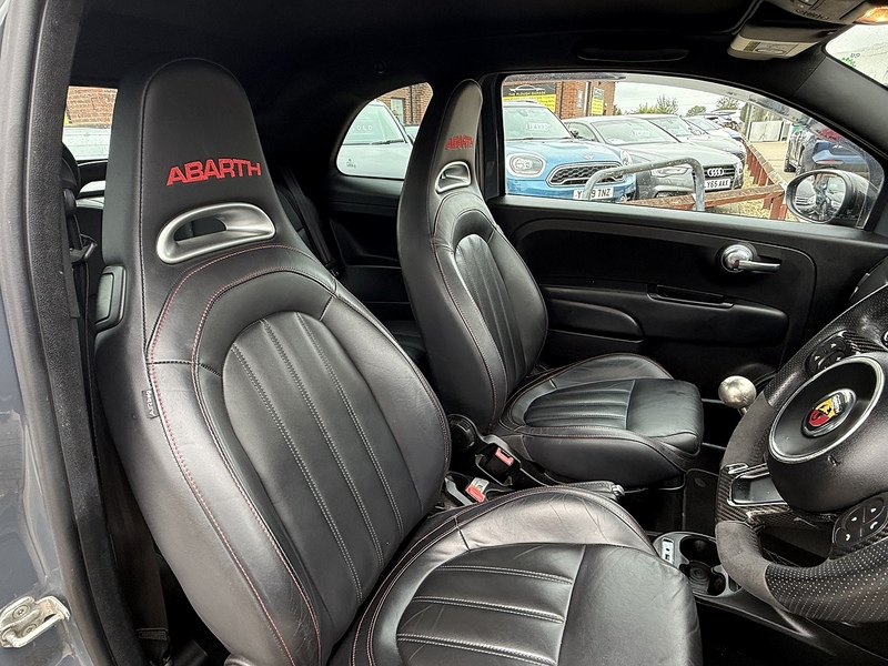 Abarth 695C 1.4 T-Jet XSR Yamaha Limited Edition Cabrio 2dr Petrol Manual Euro 6 (165 bhp) - U10003317