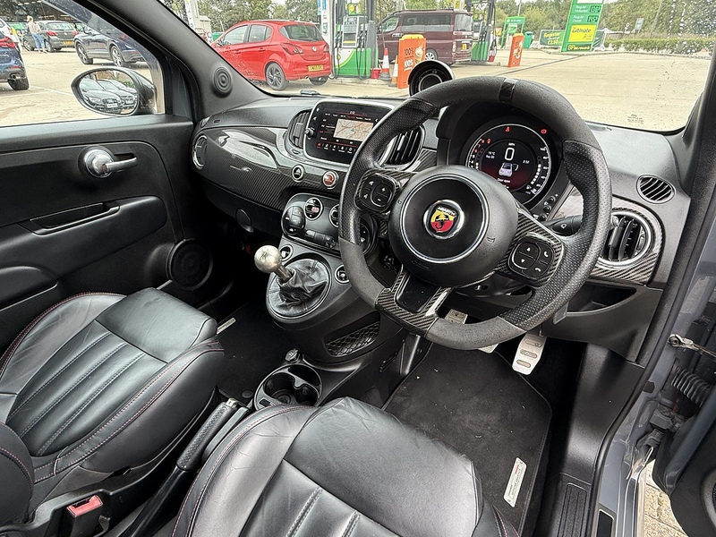 Abarth 695C 1.4 T-Jet XSR Yamaha Limited Edition Cabrio 2dr Petrol Manual Euro 6 (165 bhp) - U10003317