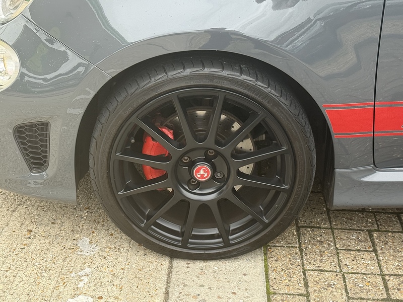 Abarth 695C 1.4 T-Jet XSR Yamaha Limited Edition Cabrio 2dr Petrol Manual Euro 6 (165 bhp) - U10003317