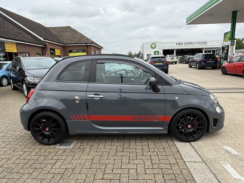 Abarth 695C 1.4 T-Jet XSR Yamaha Limited Edition Cabrio 2dr Petrol Manual Euro 6 (165 bhp) - U10003317