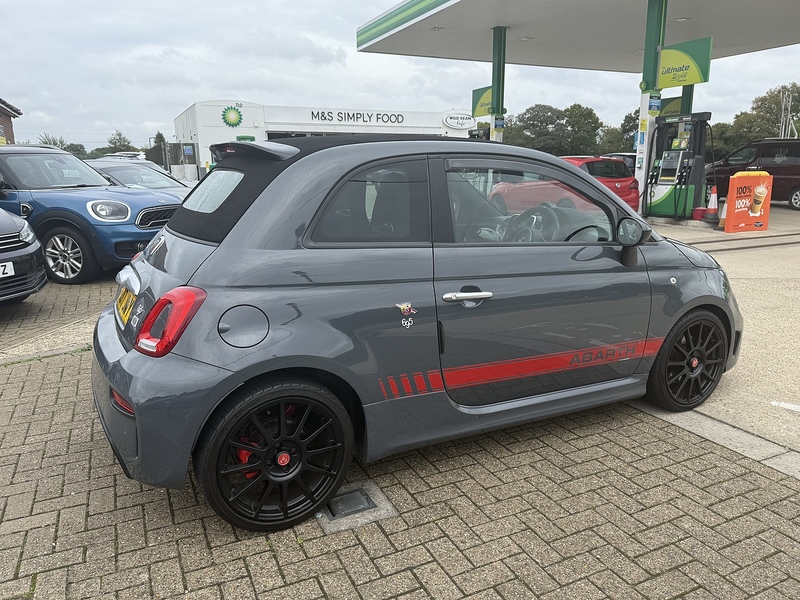 Abarth 695C 1.4 T-Jet XSR Yamaha Limited Edition Cabrio 2dr Petrol Manual Euro 6 (165 bhp) - U10003317