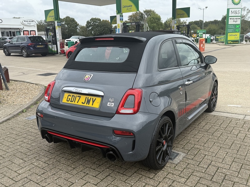 Abarth 695C 1.4 T-Jet XSR Yamaha Limited Edition Cabrio 2dr Petrol Manual Euro 6 (165 bhp) - U10003317
