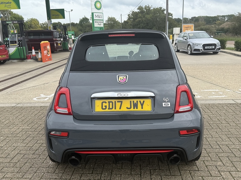 Abarth 695C 1.4 T-Jet XSR Yamaha Limited Edition Cabrio 2dr Petrol Manual Euro 6 (165 bhp) - U10003317