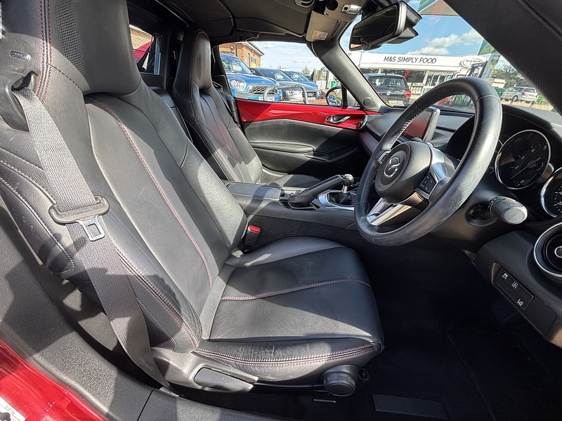 Mazda MX-5 RF 1.5 SKYACTIV-G Sport Nav Convertible 2dr Petrol Manual Euro 6 (131 ps) - U10003321
