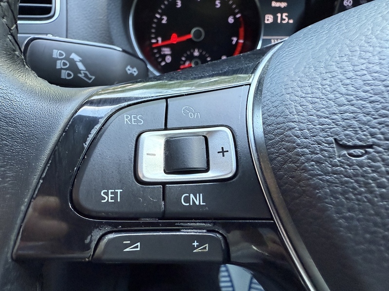 Volkswagen Polo 1.0 BlueMotion Tech Match Edition Hatchback 3dr Petrol Manual Euro 6 (s/s) (75 ps) - U10003328