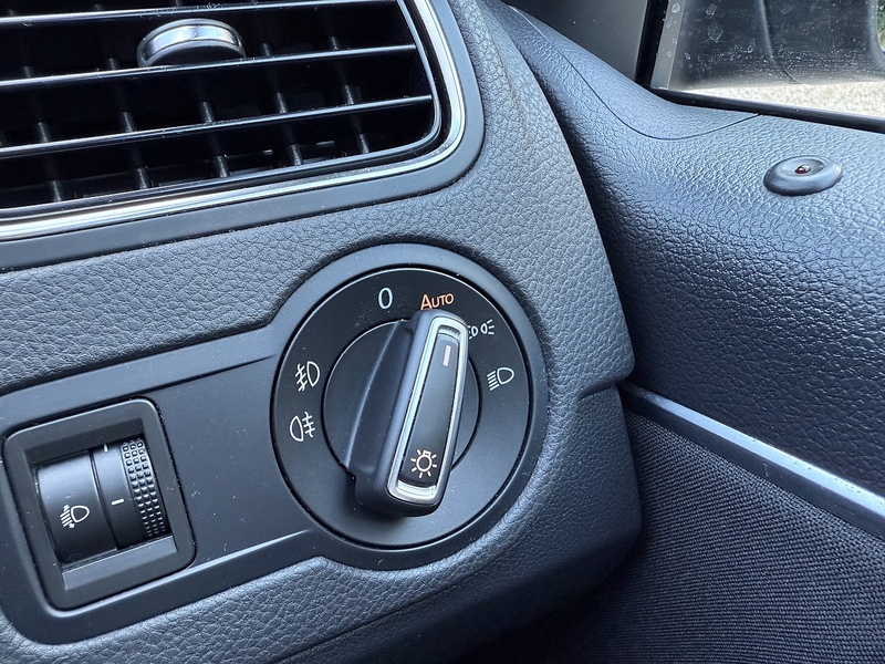 Volkswagen Polo 1.0 BlueMotion Tech Match Edition Hatchback 3dr Petrol Manual Euro 6 (s/s) (75 ps) - U10003328