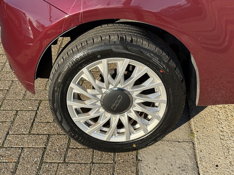 Fiat 500 1.2 Lounge Hatchback 3dr Petrol Manual Euro 6 (s/s) (69 bhp) - U10003331