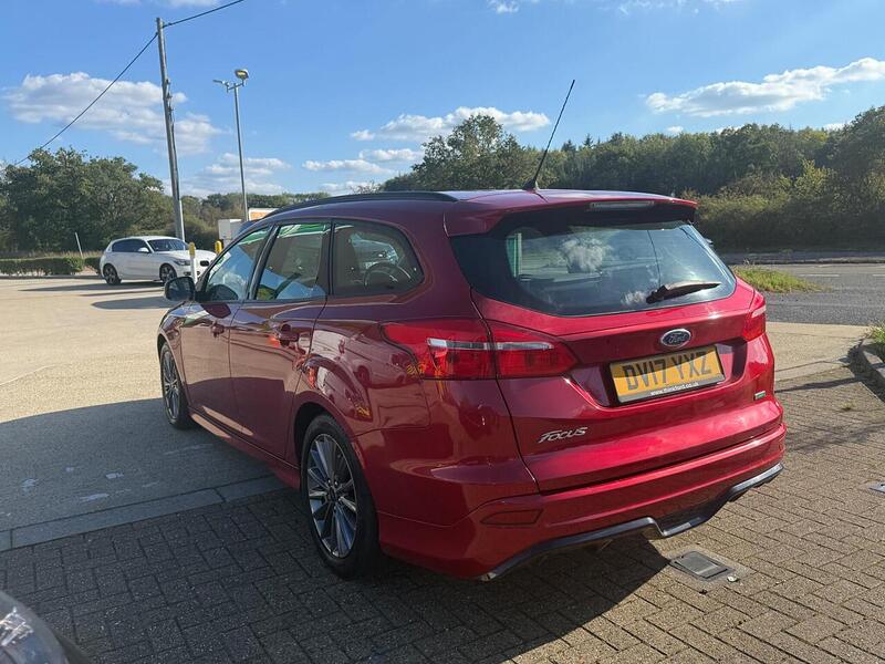 Ford Focus 1.0T EcoBoost ST-Line Estate 5dr Petrol Manual Euro 6 (s/s) (125 ps) - U10003332