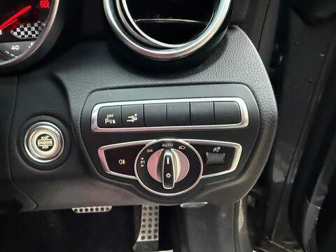 Mercedes-Benz C Class 3.0 C43 V6 AMG (Premium) Cabriolet 2dr Petrol G-Tronic+ 4MATIC Euro 6 (s/s) (390 ps) - U10003334