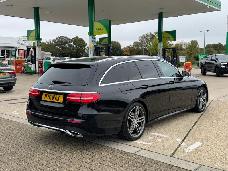 Mercedes-Benz E Class 2.0 E220d AMG Line Estate 5dr Diesel G-Tronic+ Euro 6 (s/s) (194 ps) - U10003336