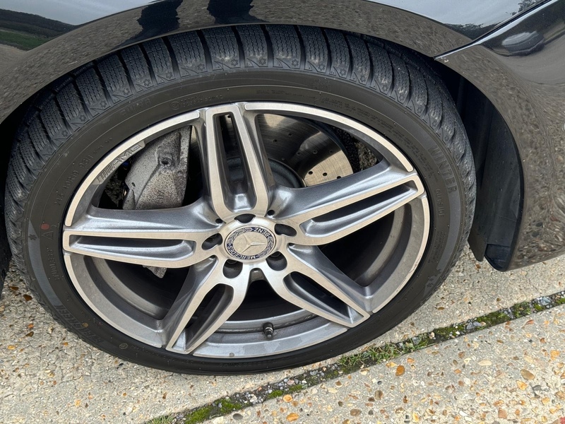 Mercedes-Benz E Class 2.0 E220d AMG Line Estate 5dr Diesel G-Tronic+ Euro 6 (s/s) (194 ps) - U10003336