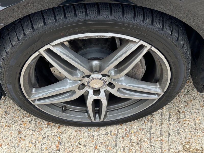 Mercedes-Benz E Class 2.0 E220d AMG Line Estate 5dr Diesel G-Tronic+ Euro 6 (s/s) (194 ps) - U10003336