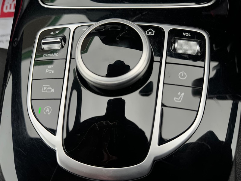 Mercedes-Benz E Class 2.0 E220d AMG Line Estate 5dr Diesel G-Tronic+ Euro 6 (s/s) (194 ps) - U10003336